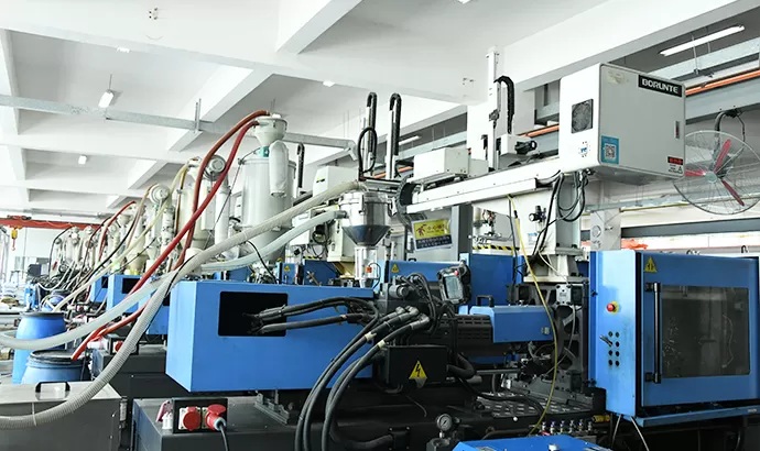 Injection molding machine